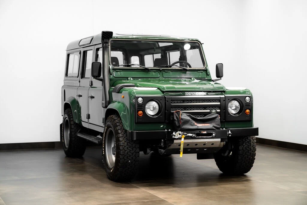 1997 Land Rover Defender 110 (1983-2016), 3/22