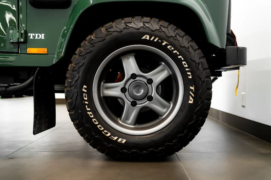1997 Land Rover Defender 110 (1983-2016), 8/22
