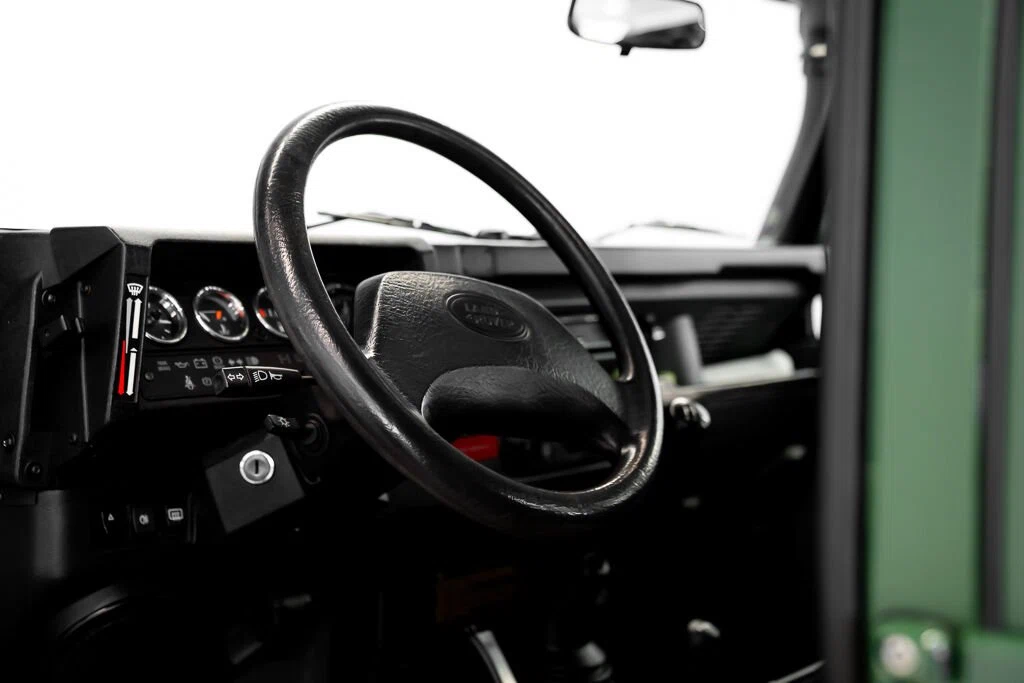 1997 Land Rover Defender 110 (1983-2016), 11/22