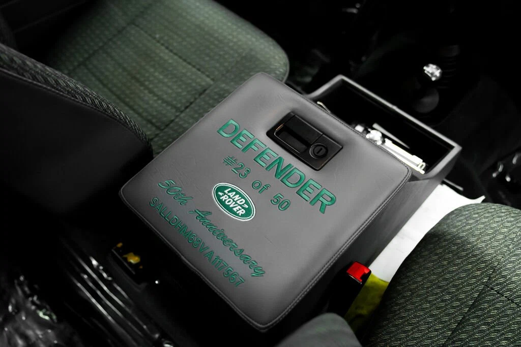 1997 Land Rover Defender 110 (1983-2016), 21/22