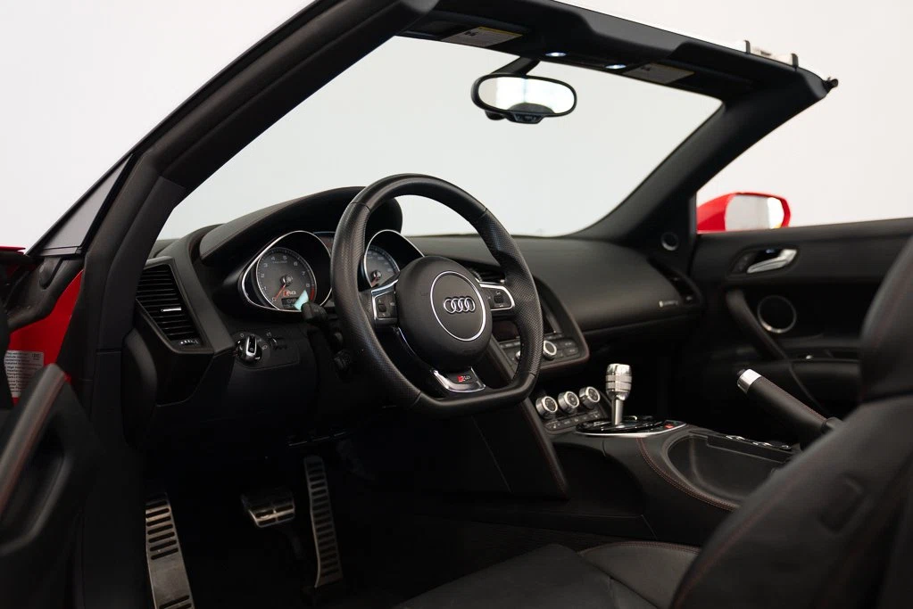 2015 Audi R8 V8 Spyder (Type 42), 17/25