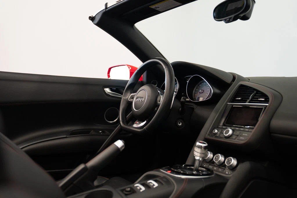 2015 Audi R8 V8 Spyder (Type 42), 19/25