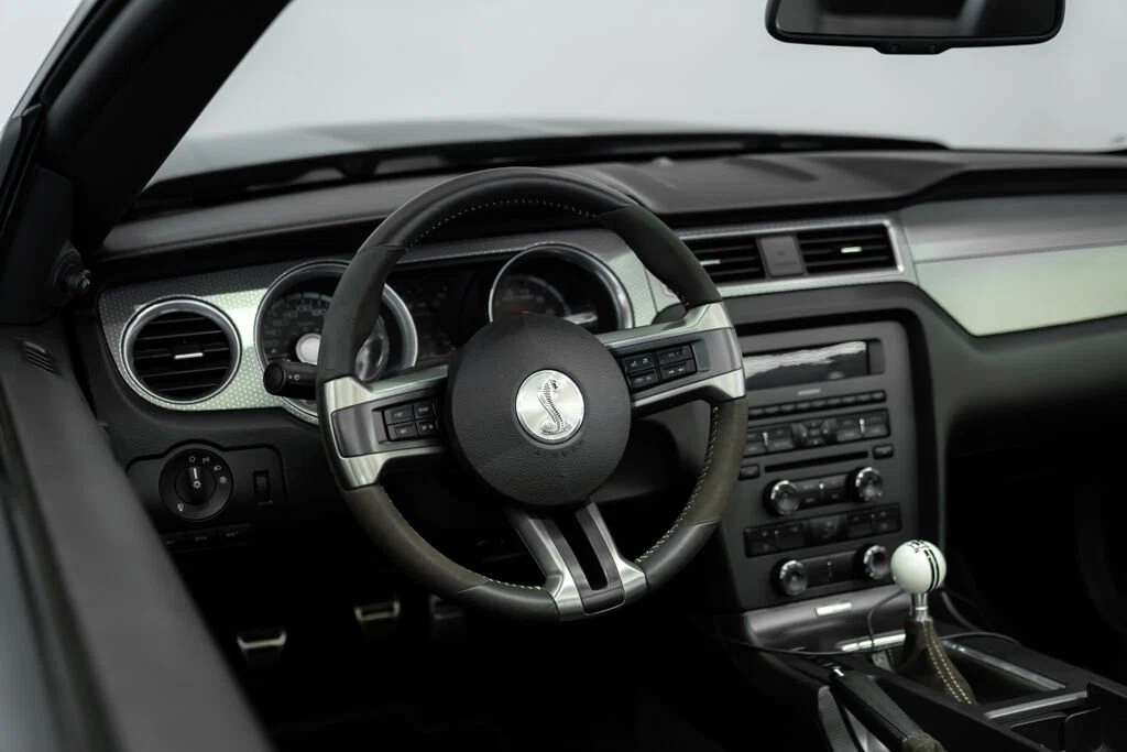2010 Ford Mustang Shelby GT500 Convertible (S197), 12/30