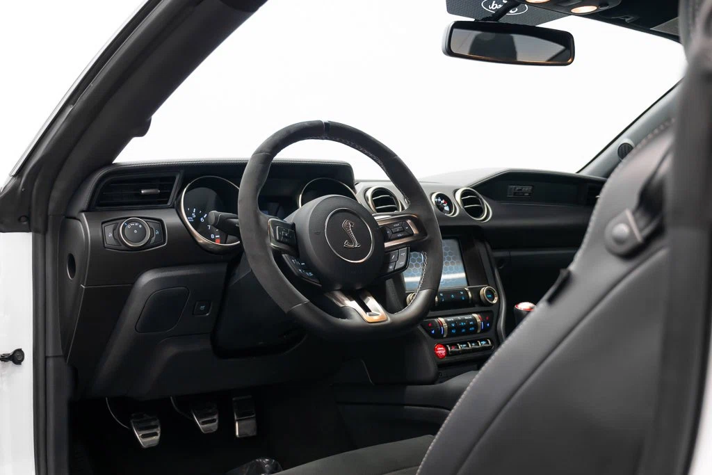 2016 Ford Mustang Shelby GT350, 17/25