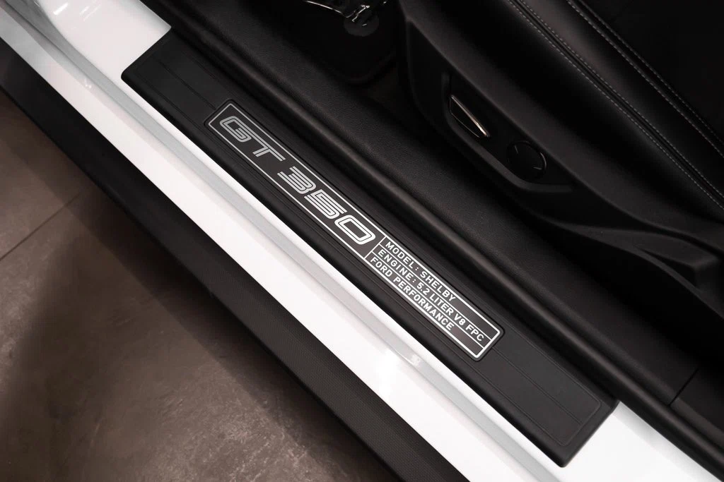 2016 Ford Mustang Shelby GT350, 20/25