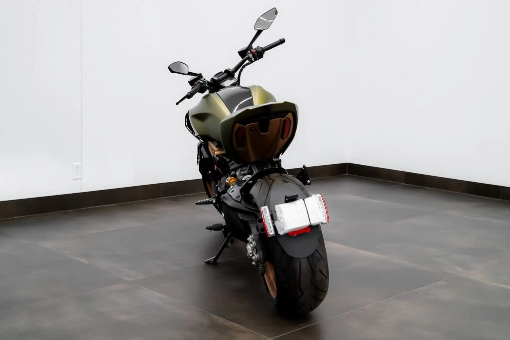 2021 Ducati Diavel 1260 Lamborghini, 3/14