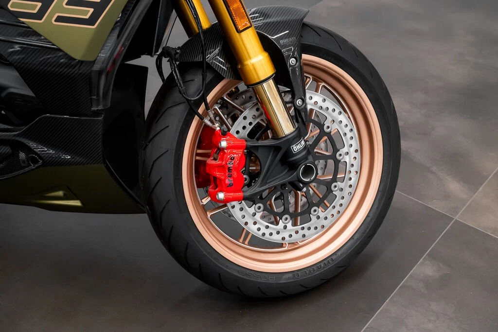2021 Ducati Diavel 1260 Lamborghini, 4/14