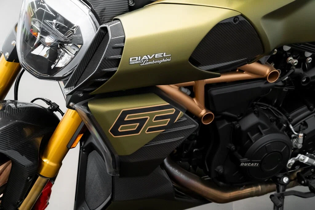 2021 Ducati Diavel 1260 Lamborghini, 10/14