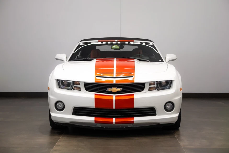 2011 Chevrolet Camaro SS Convertible (5th Generation) 2SS, 2/30