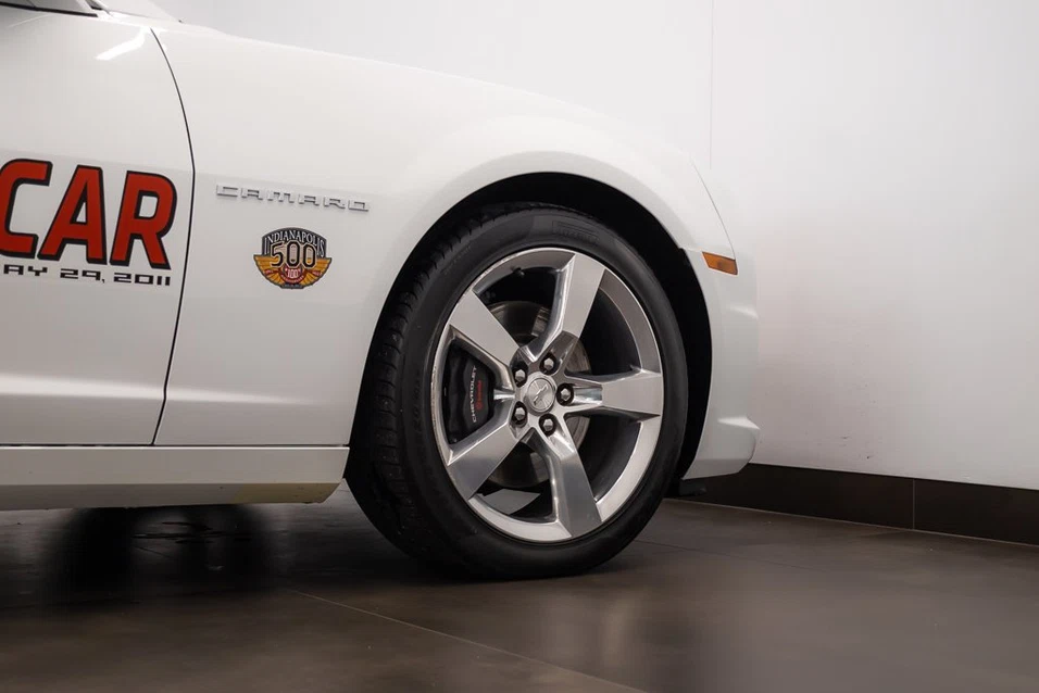 2011 Chevrolet Camaro SS Convertible (5th Generation) 2SS, 6/30