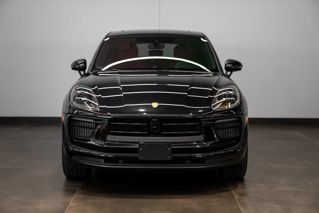2024 Porsche Macan S (95B), 3/24