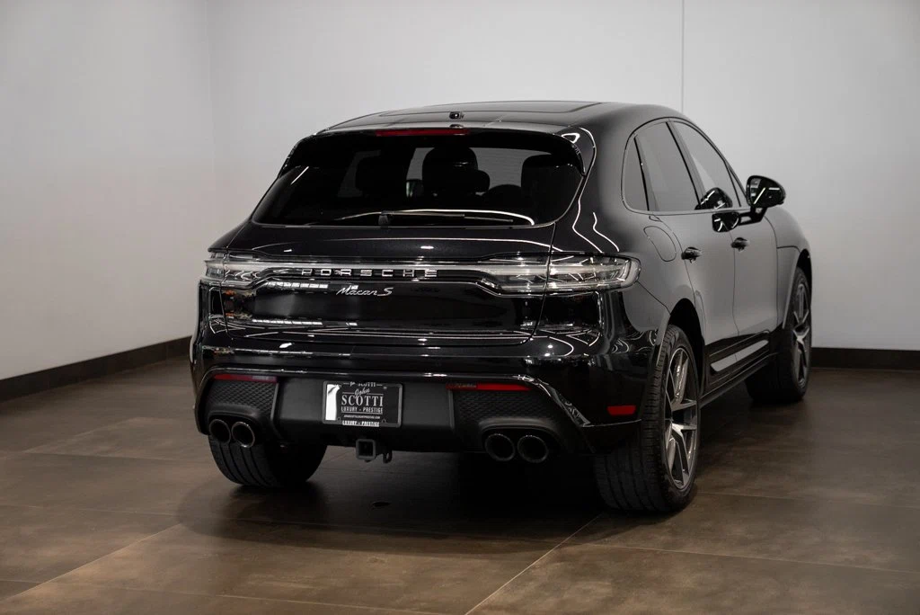 2024 Porsche Macan S (95B), 4/24