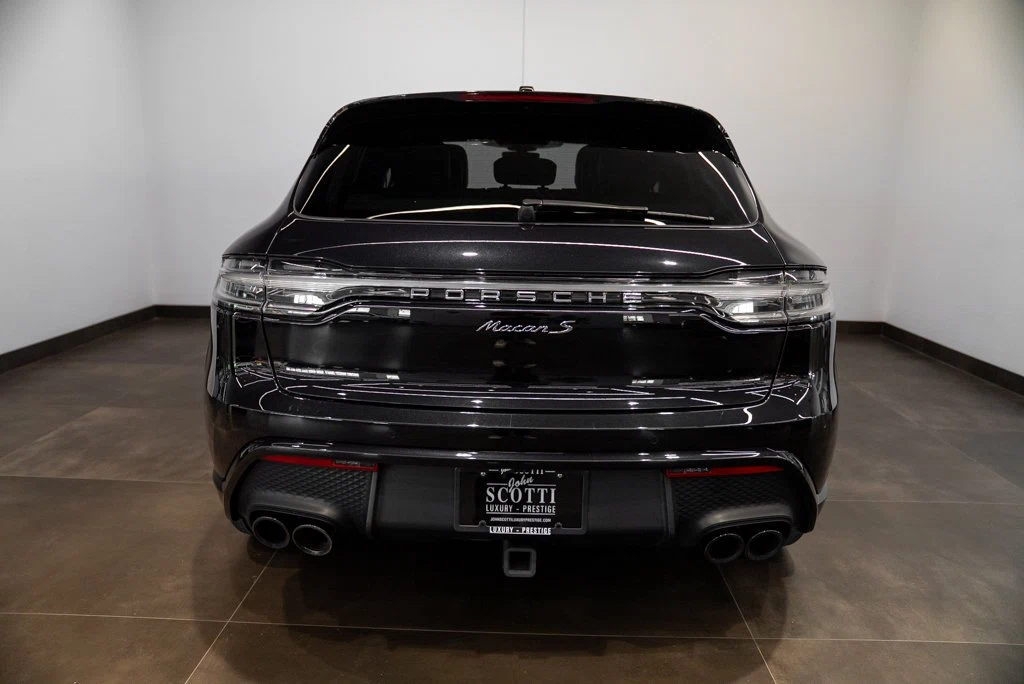 2024 Porsche Macan S (95B), 8/24