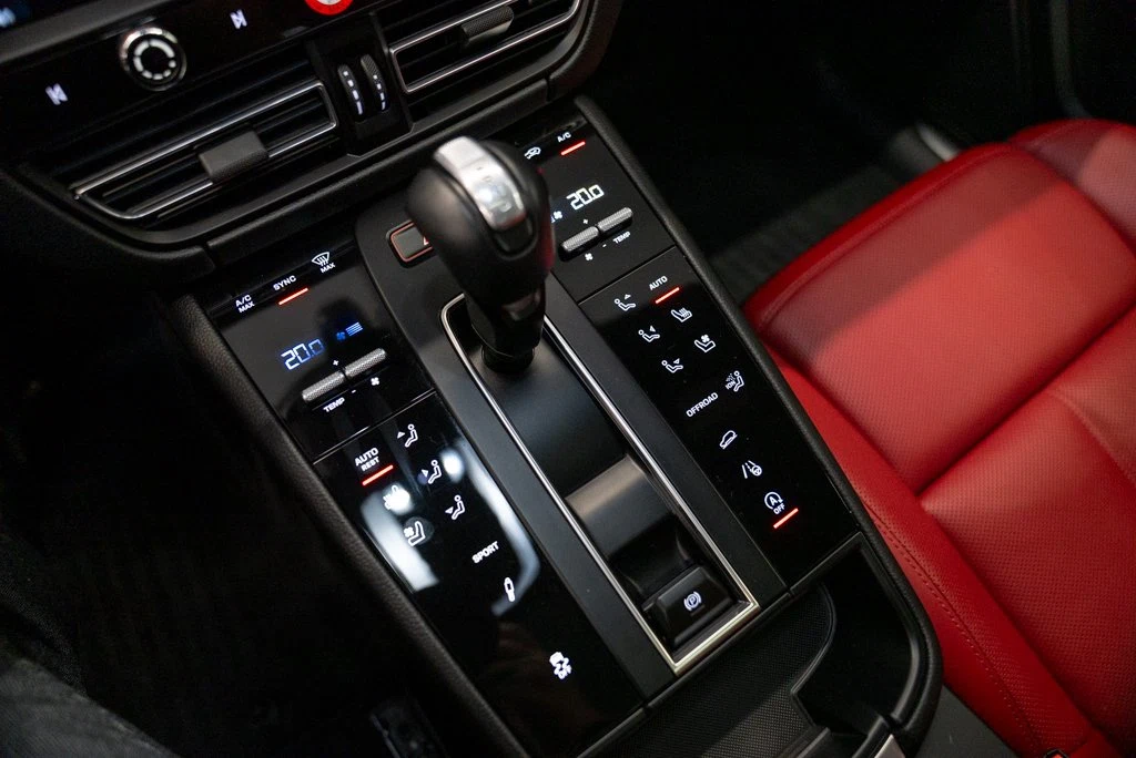 2024 Porsche Macan S (95B), 19/24