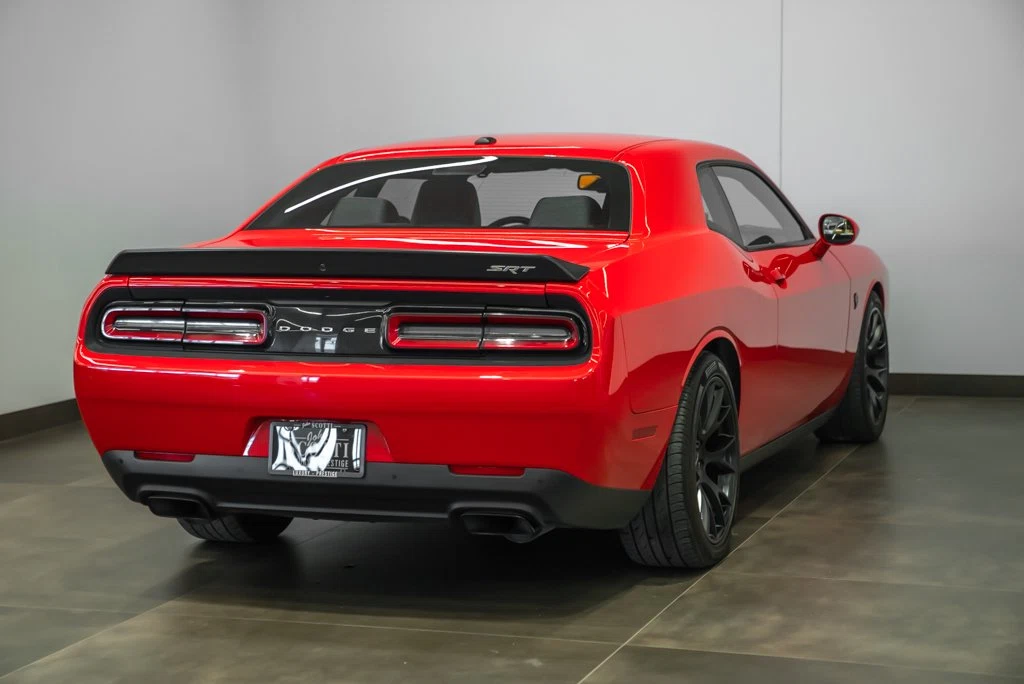 2016 Dodge Challenger SRT (3rd Generation), 3/25