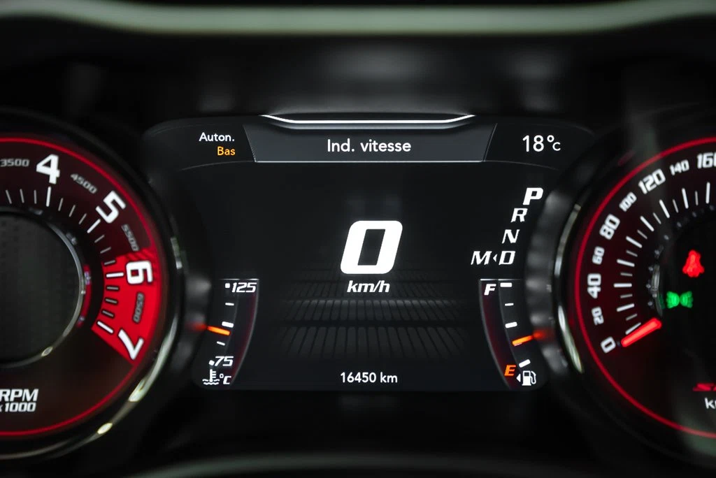 2016 Dodge Challenger SRT (3rd Generation), 16/25