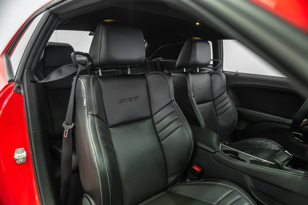 2016 Dodge Challenger SRT (3rd Generation), 23/25