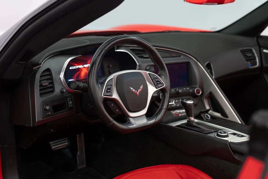 2018 Chevrolet Corvette Stingray Convertible (C7) 1LT, 19/26