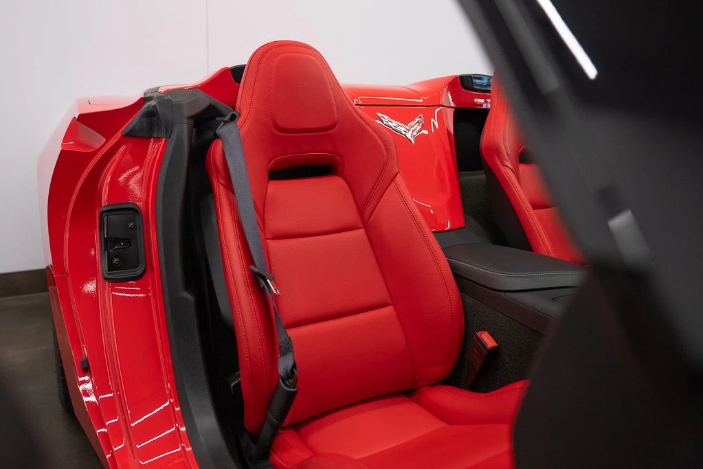 2018 Chevrolet Corvette Stingray Convertible (C7) 1LT, 23/26