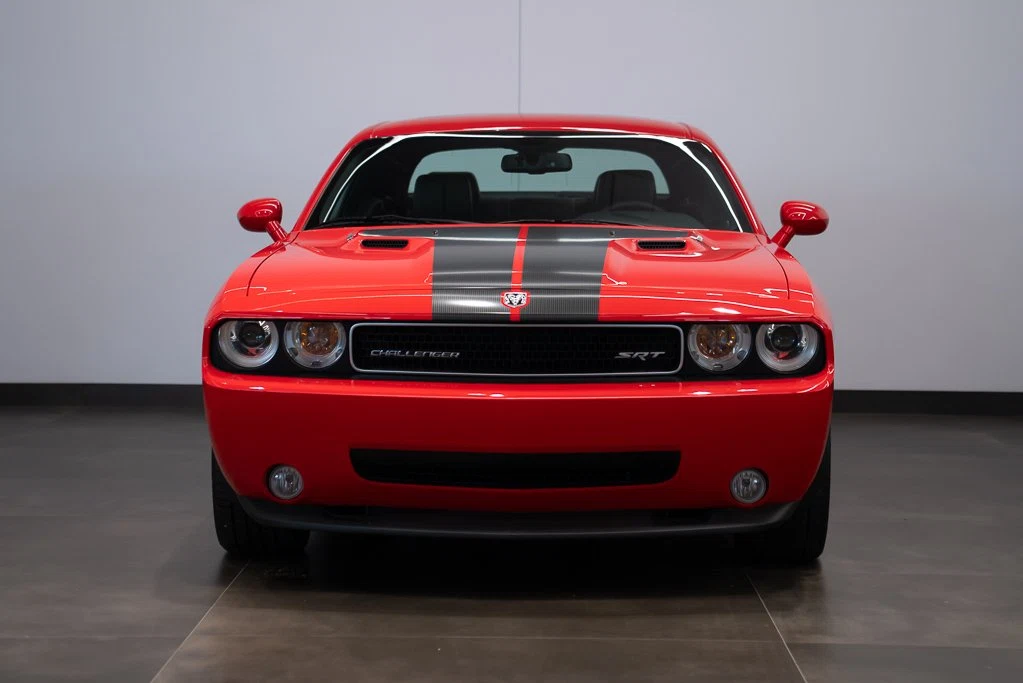 2010 Dodge Challenger SRT8, 2/30