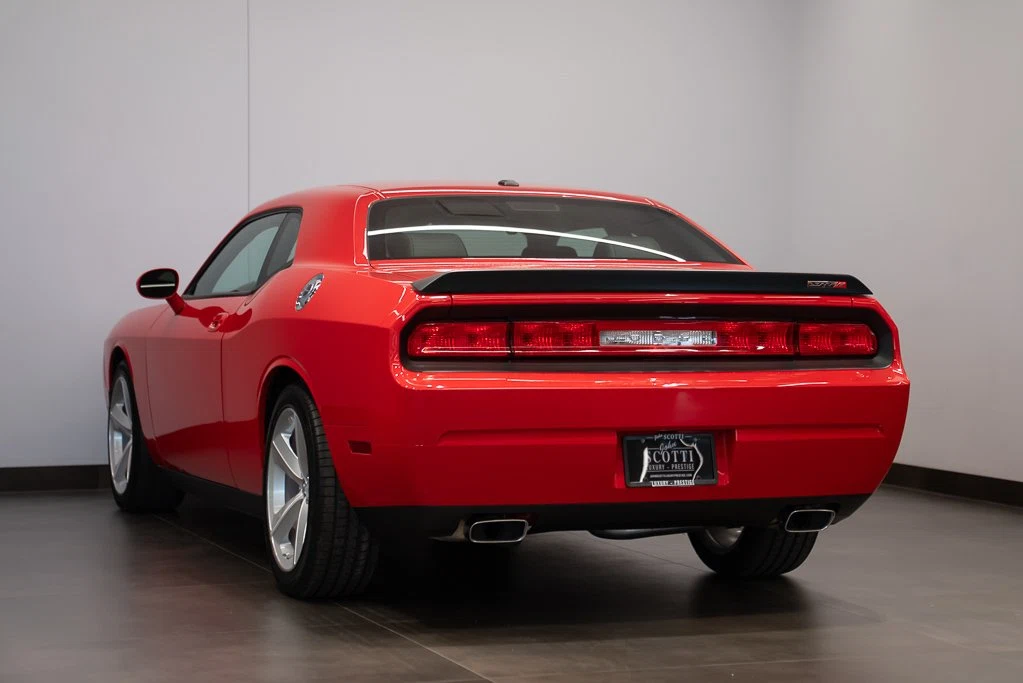 2010 Dodge Challenger SRT8, 4/30
