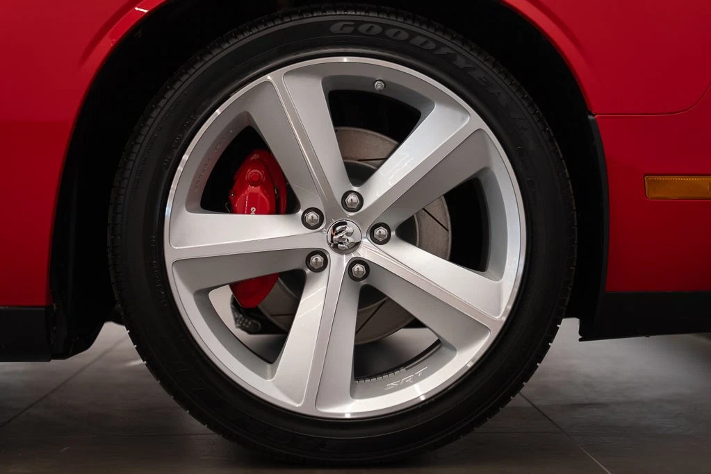 2010 Dodge Challenger SRT8, 10/30