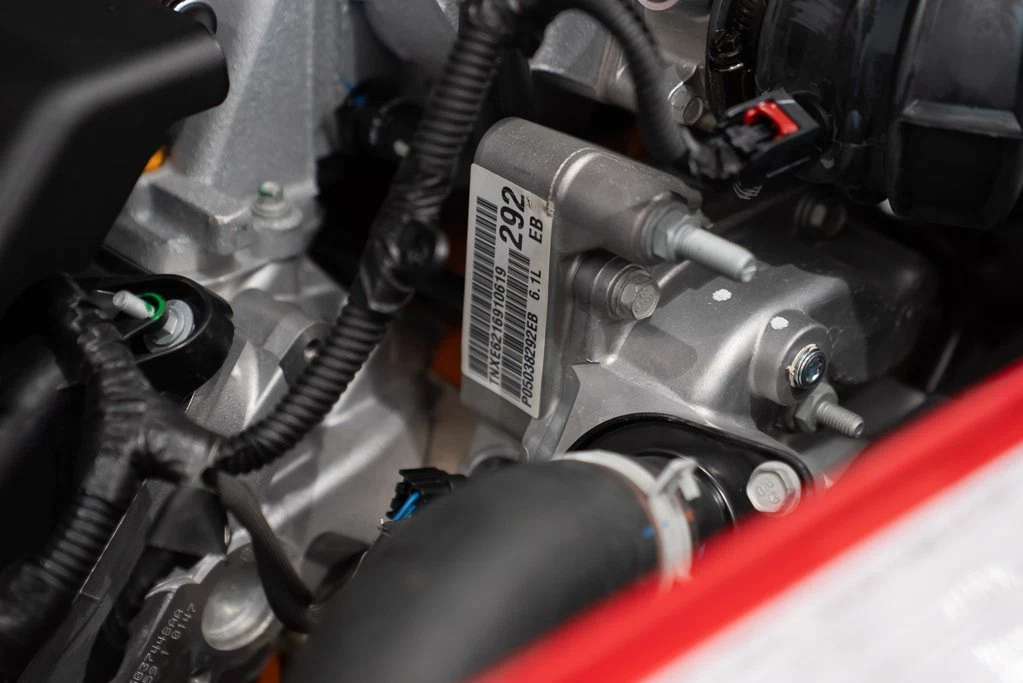 2010 Dodge Challenger SRT8, 17/30