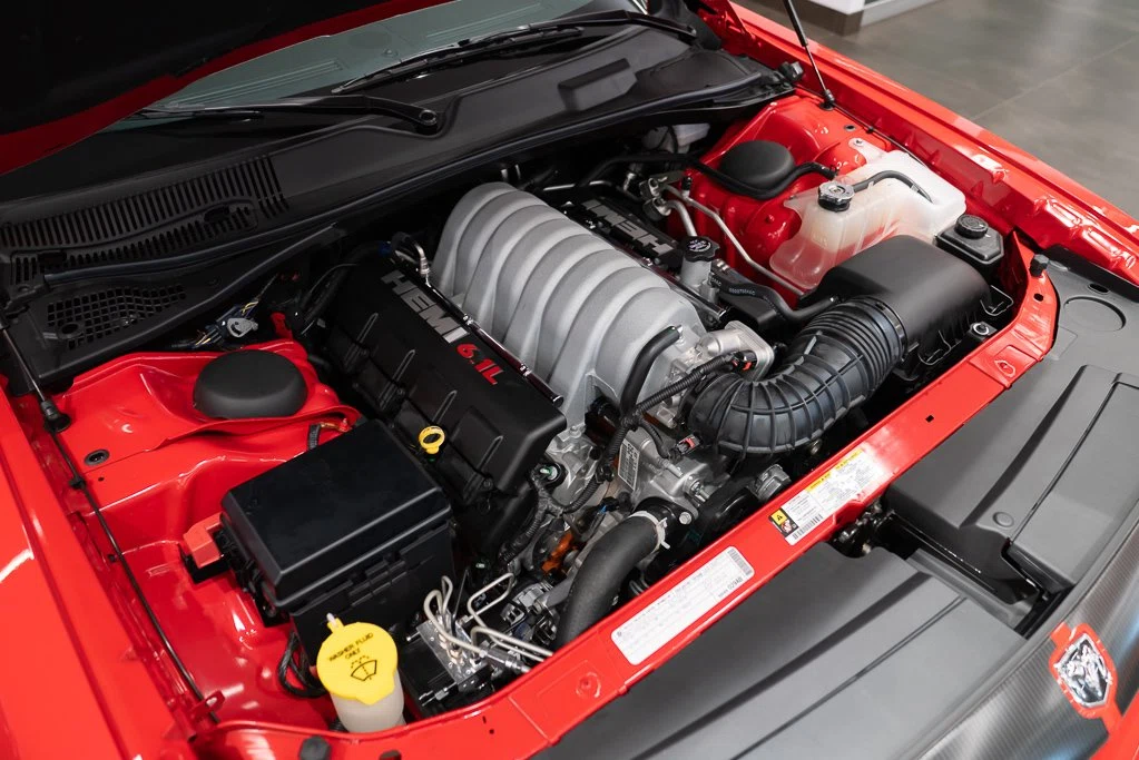 2010 Dodge Challenger SRT8, 20/30