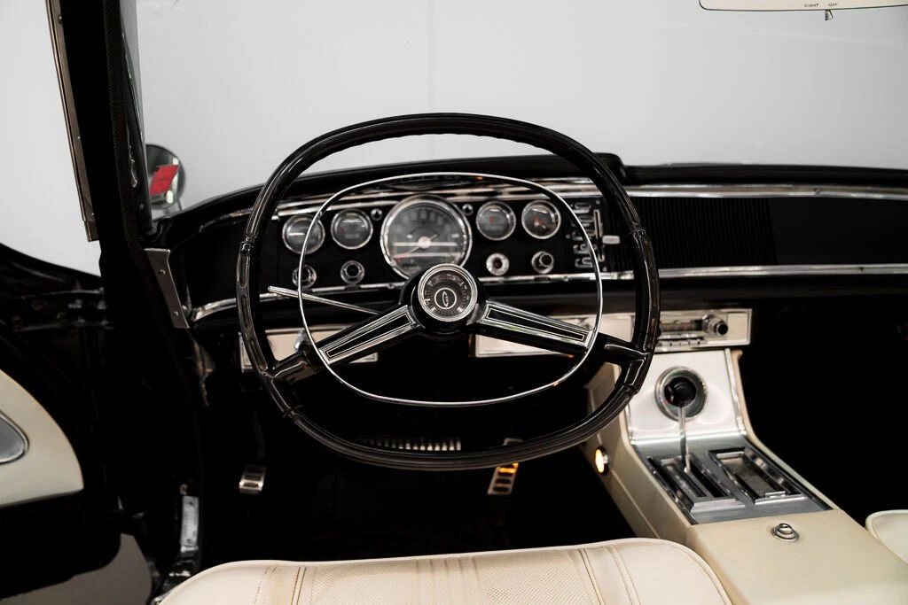 1964 Chrysler 300K Convertible, 17/30