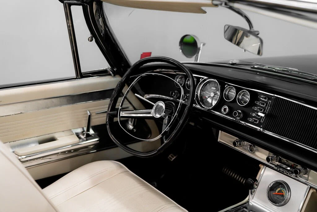 1964 Chrysler 300K Convertible, 22/30