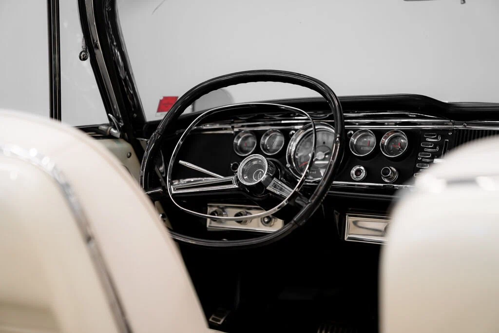 1964 Chrysler 300K Convertible, 23/30