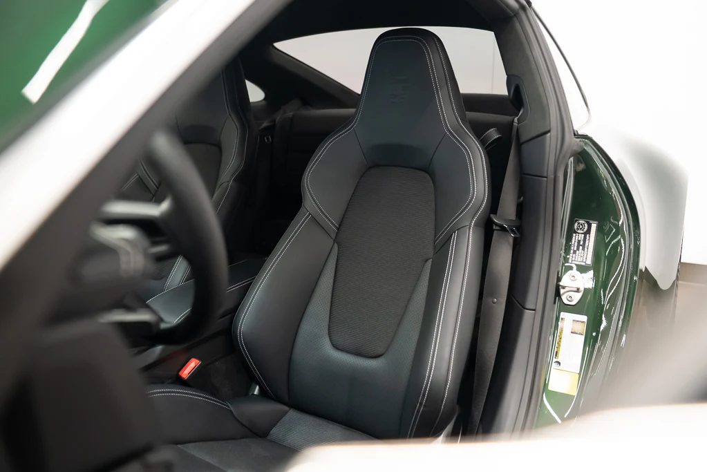 2026 Porsche 911 GT3 Touring (992.2), 12/25