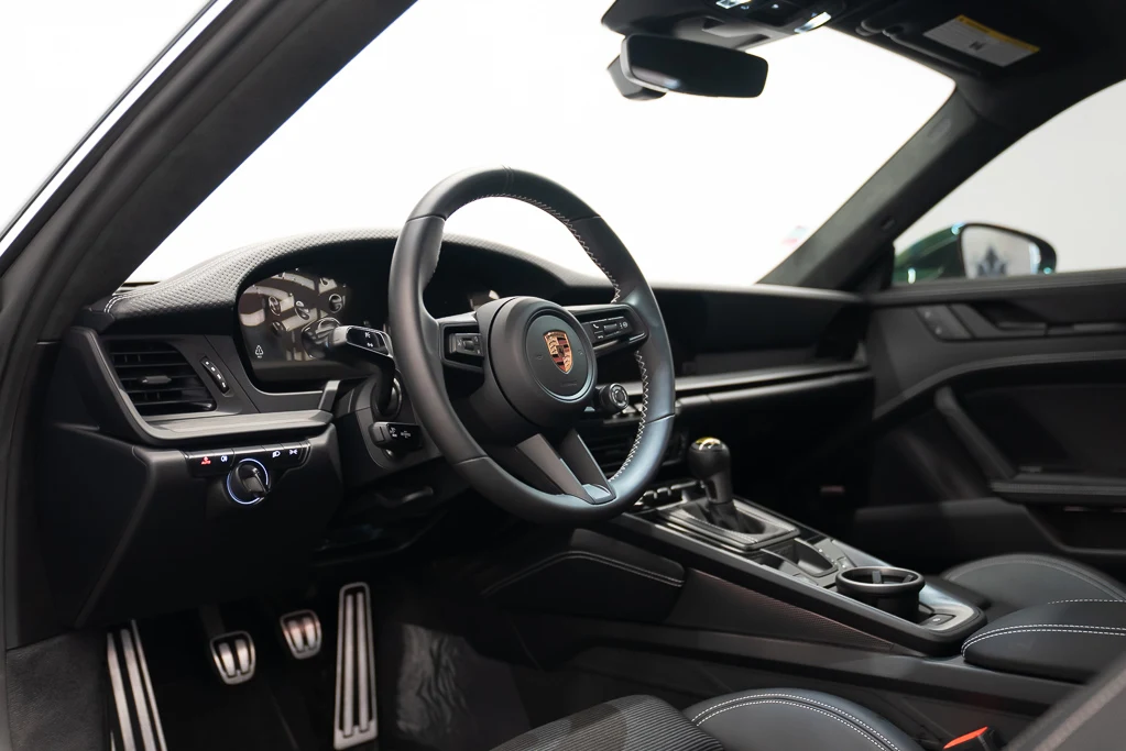 2026 Porsche 911 GT3 Touring (992.2), 21/25