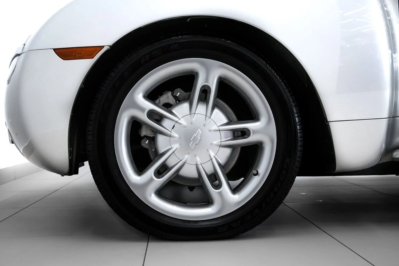 2004 Chevrolet SSR, 12/30