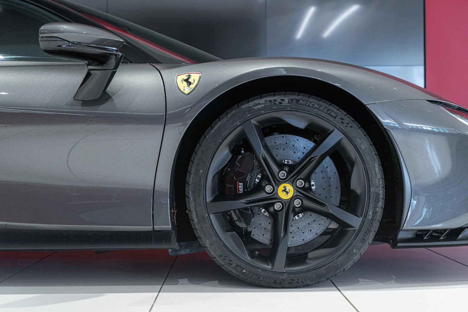 Ferrari SF90 Stradale, 9/10
