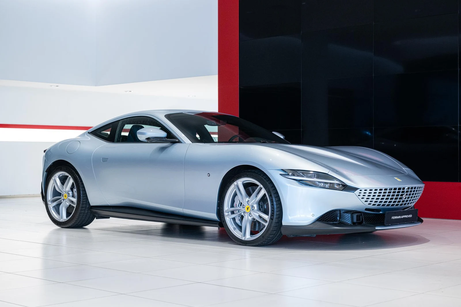 Kroymans photograph of Ferrari Roma