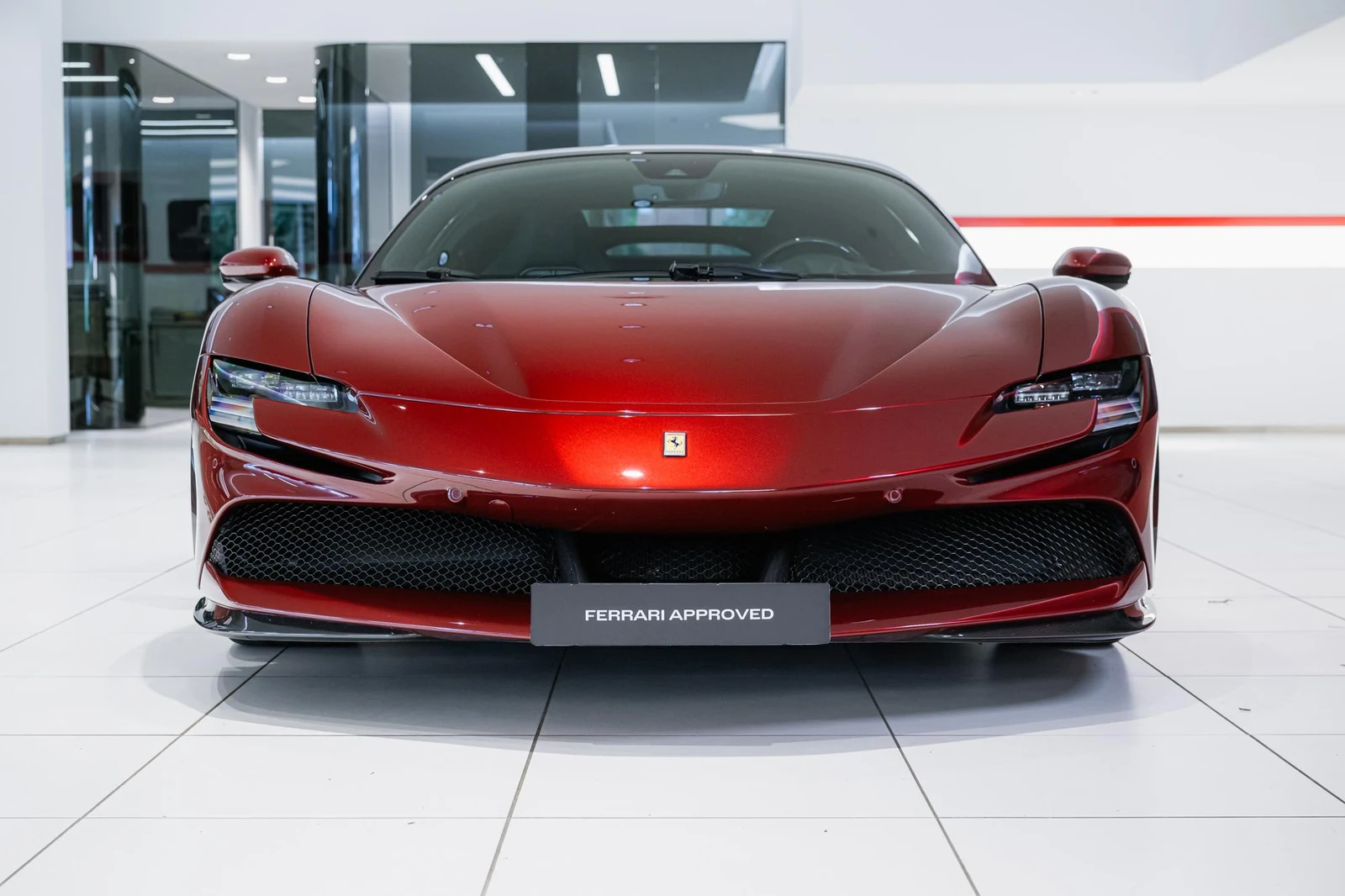 Ferrari SF90 Stradale, 2/10