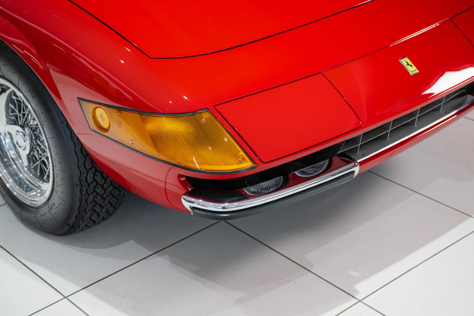 Ferrari 365 GTB/4 Daytona, 5/10