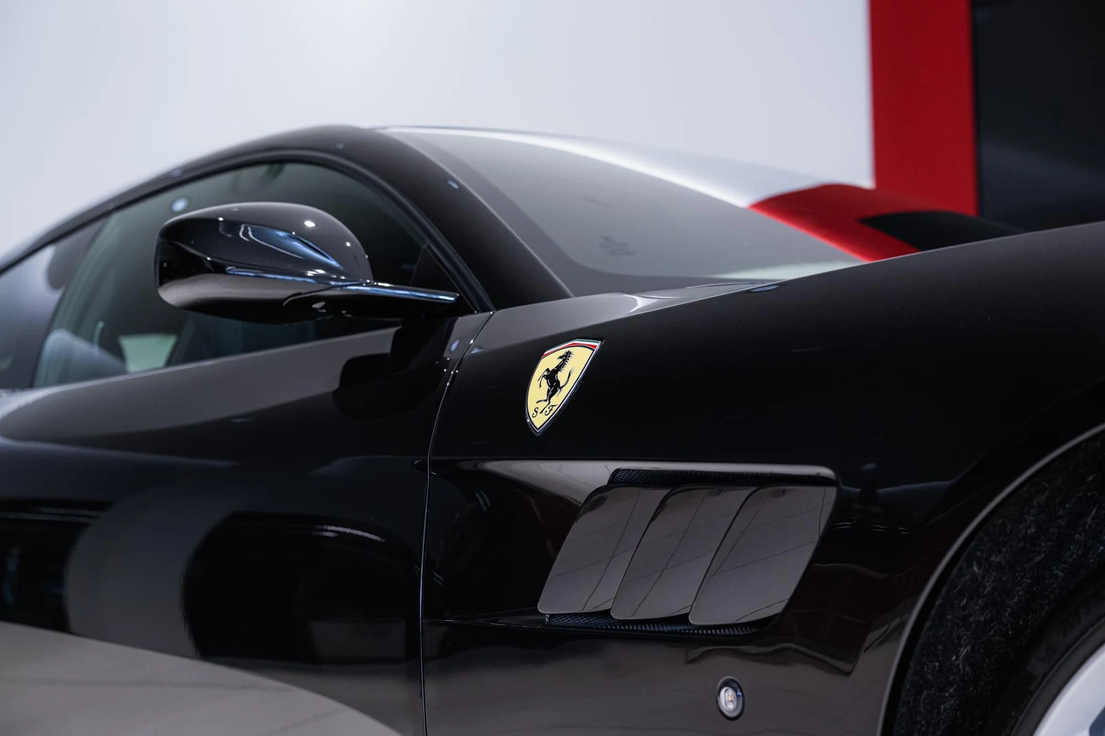 Ferrari GTC4Lusso T, 5/10