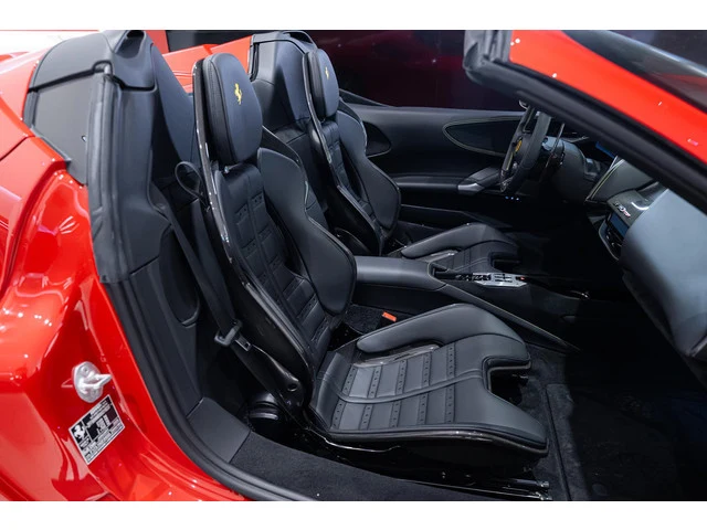 Ferrari SF90 Spider, 9/10