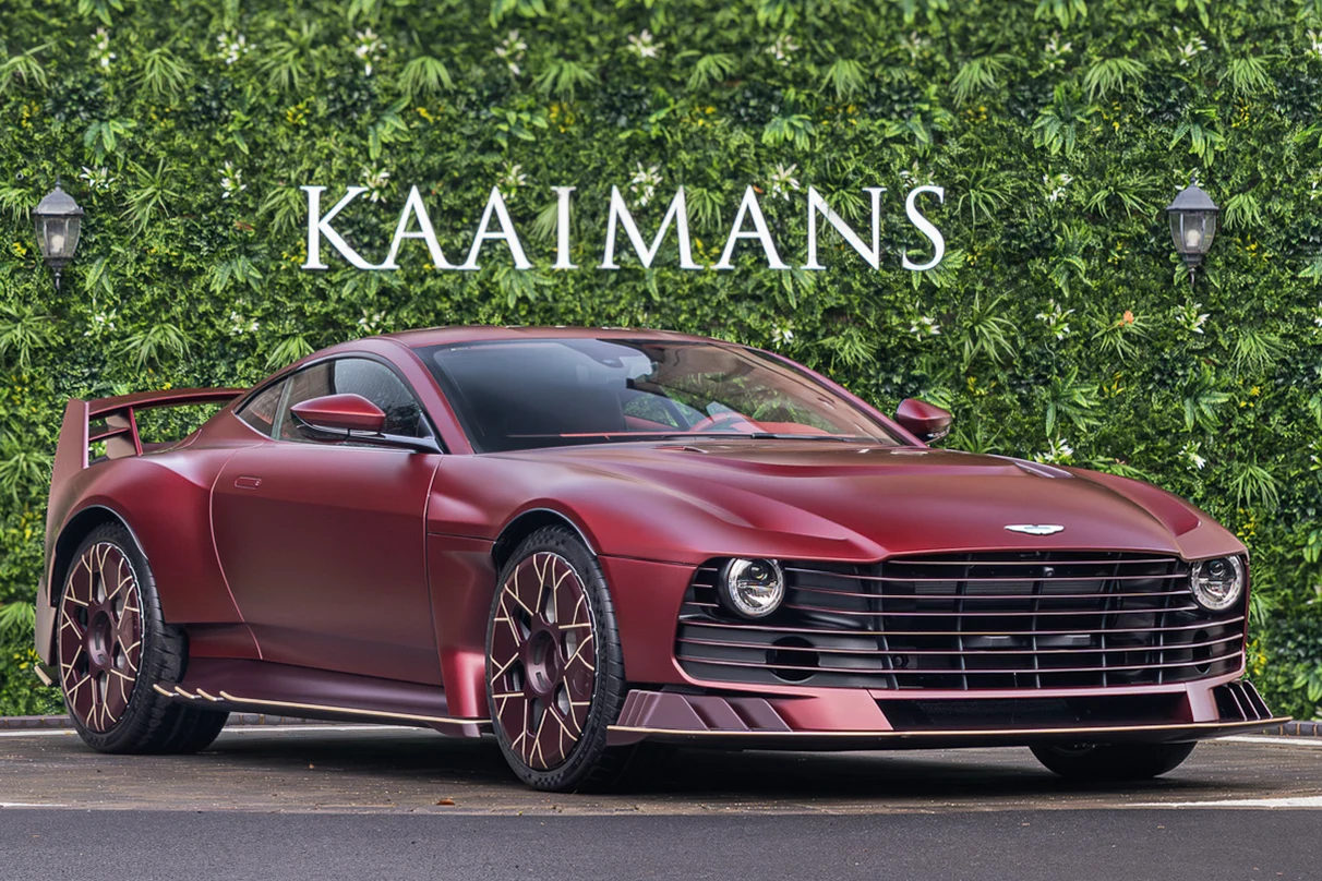Aston Martin Valiant · Crimson Red Metallic · Kaaimans International