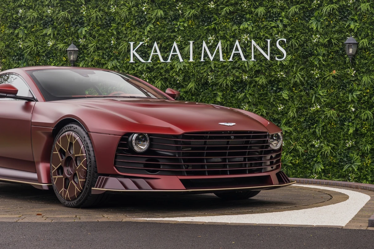 2025 Aston Martin Valiant, 7/10