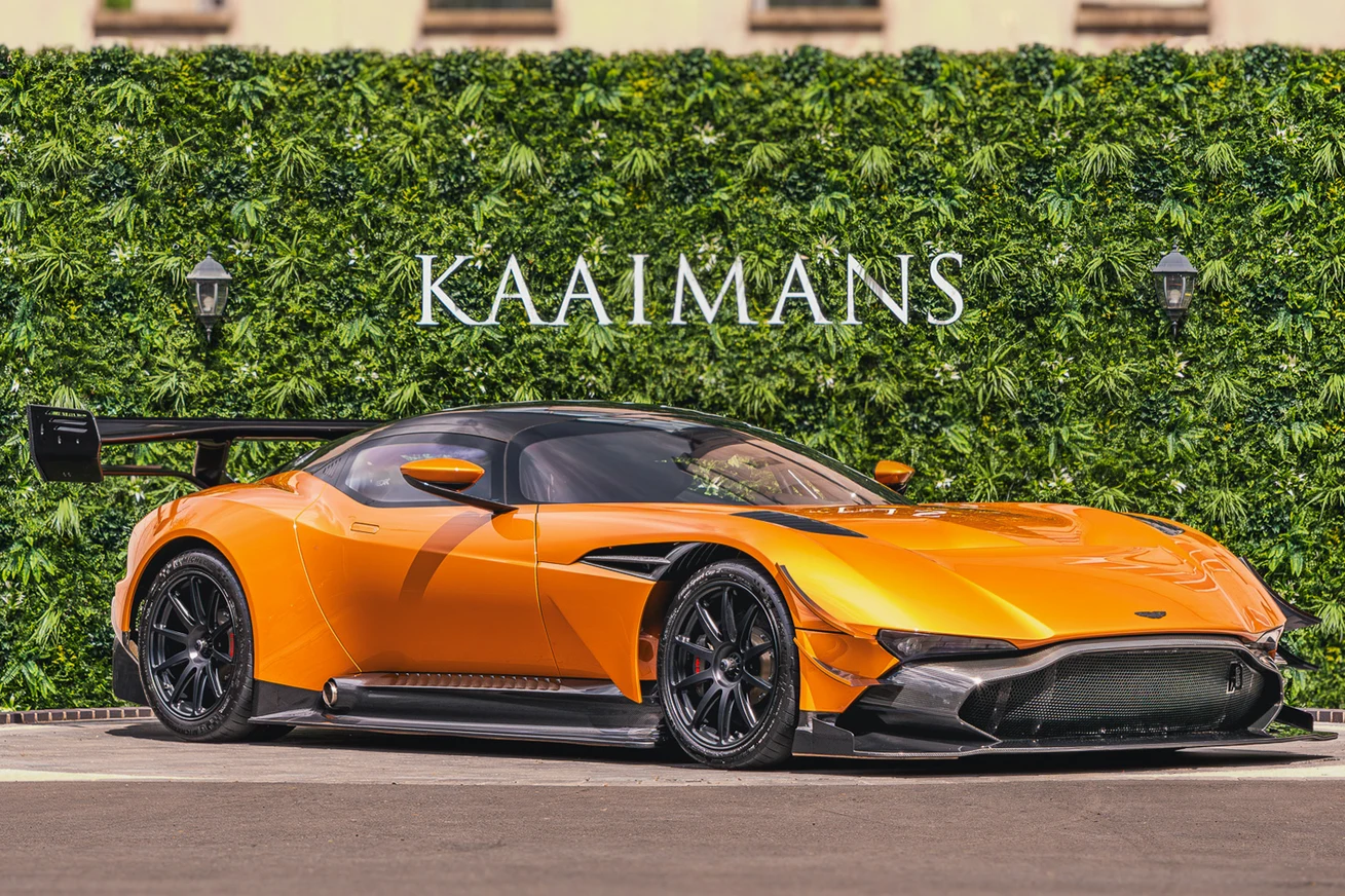 Aston Martin Vulcan AMR Pro · Saffron Pearl · Kaaimans International