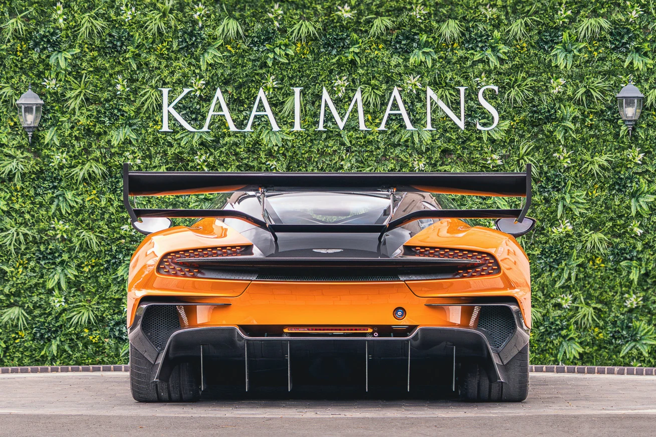 2016 Aston Martin Vulcan AMR Pro, 6/10
