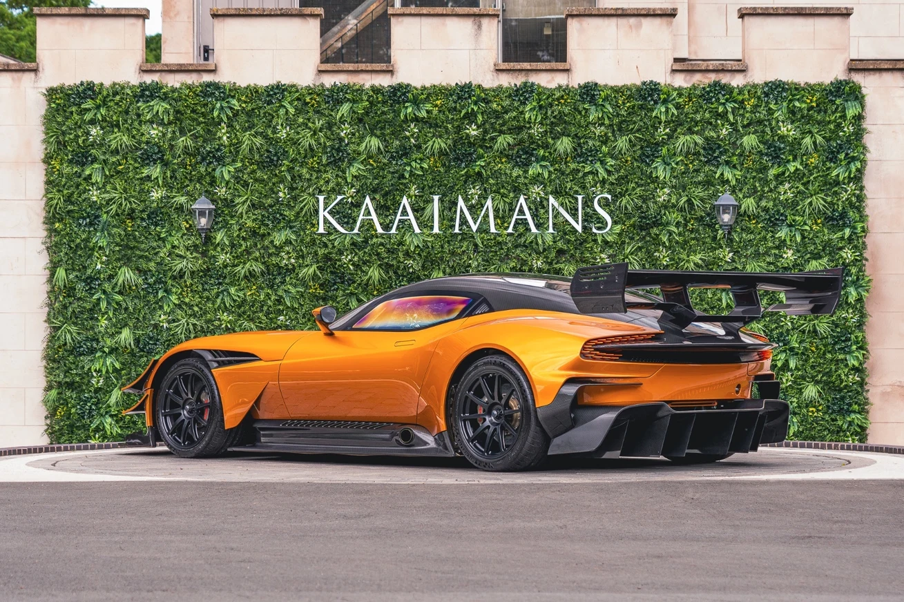 2016 Aston Martin Vulcan AMR Pro, 7/10