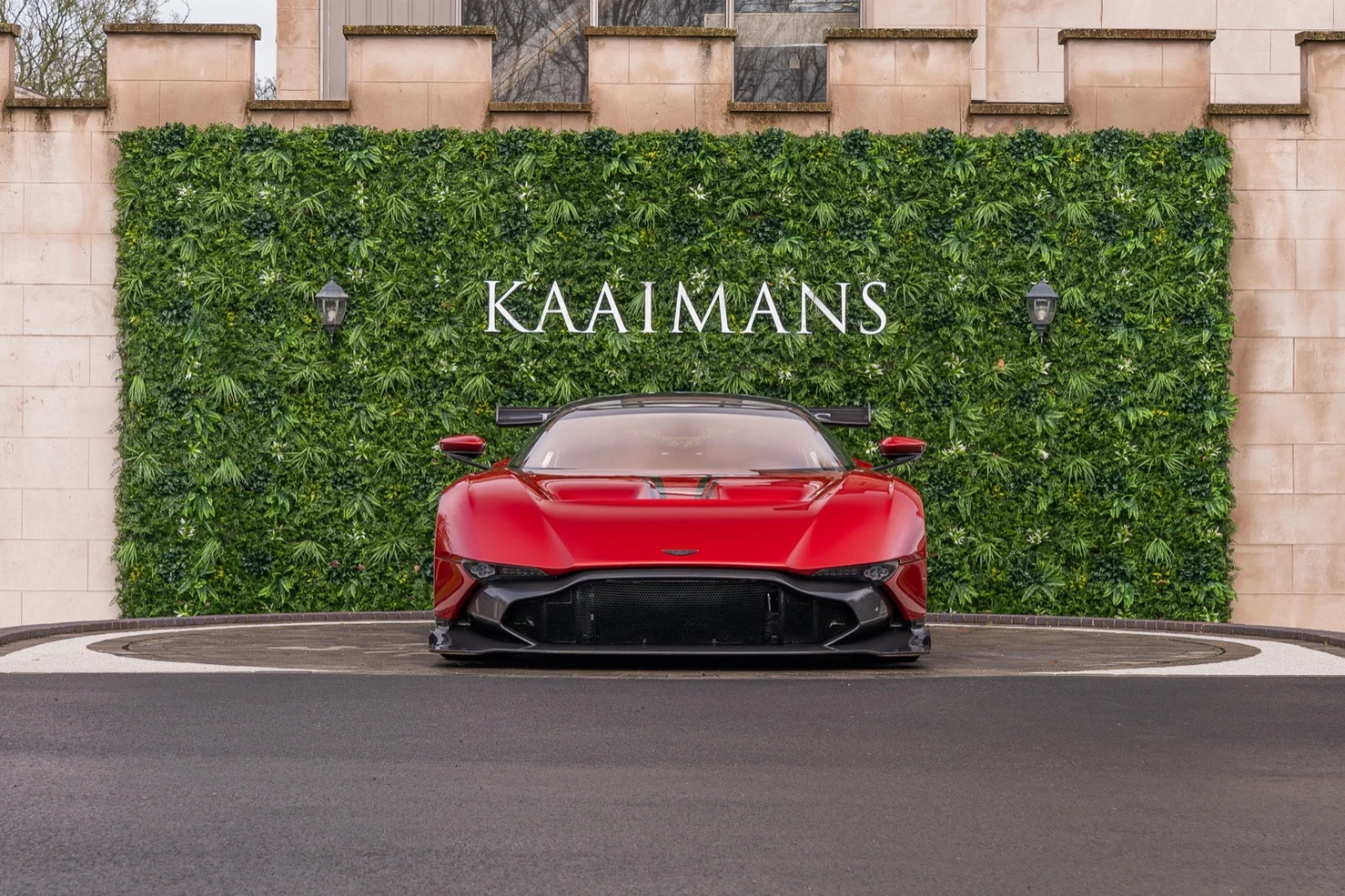 2016 Aston Martin Vulcan, 7/10