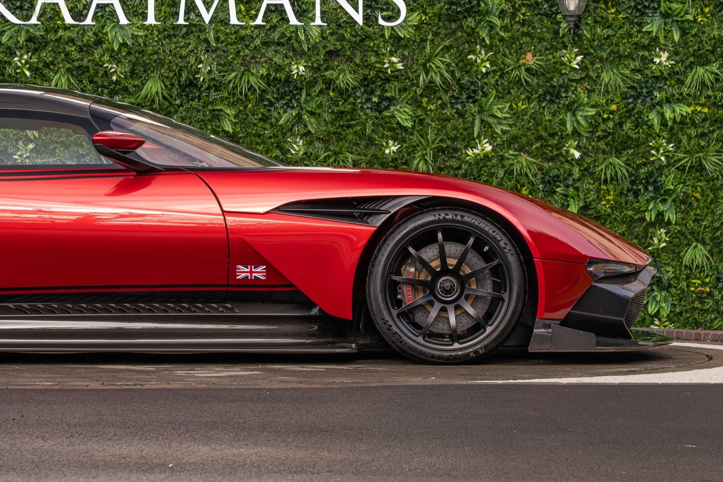 2016 Aston Martin Vulcan, 8/10