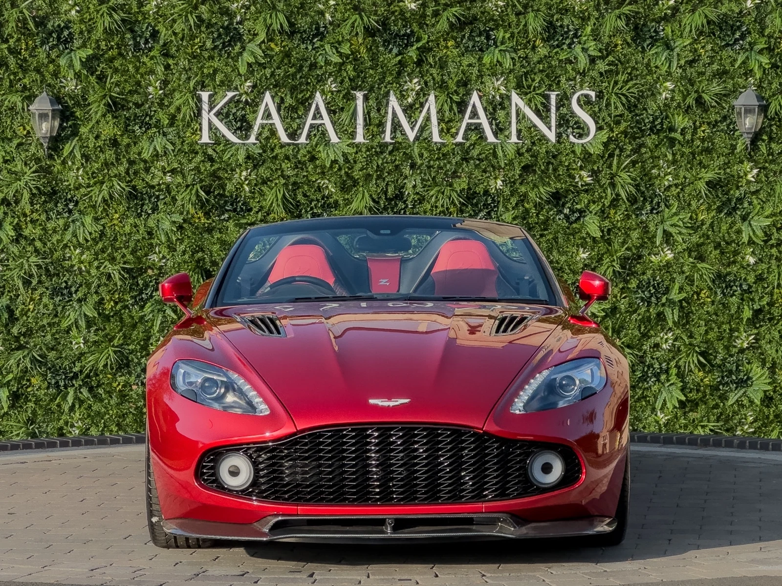 2018 Aston Martin Vanquish Zagato Speedster Villa d’Este, 2/10