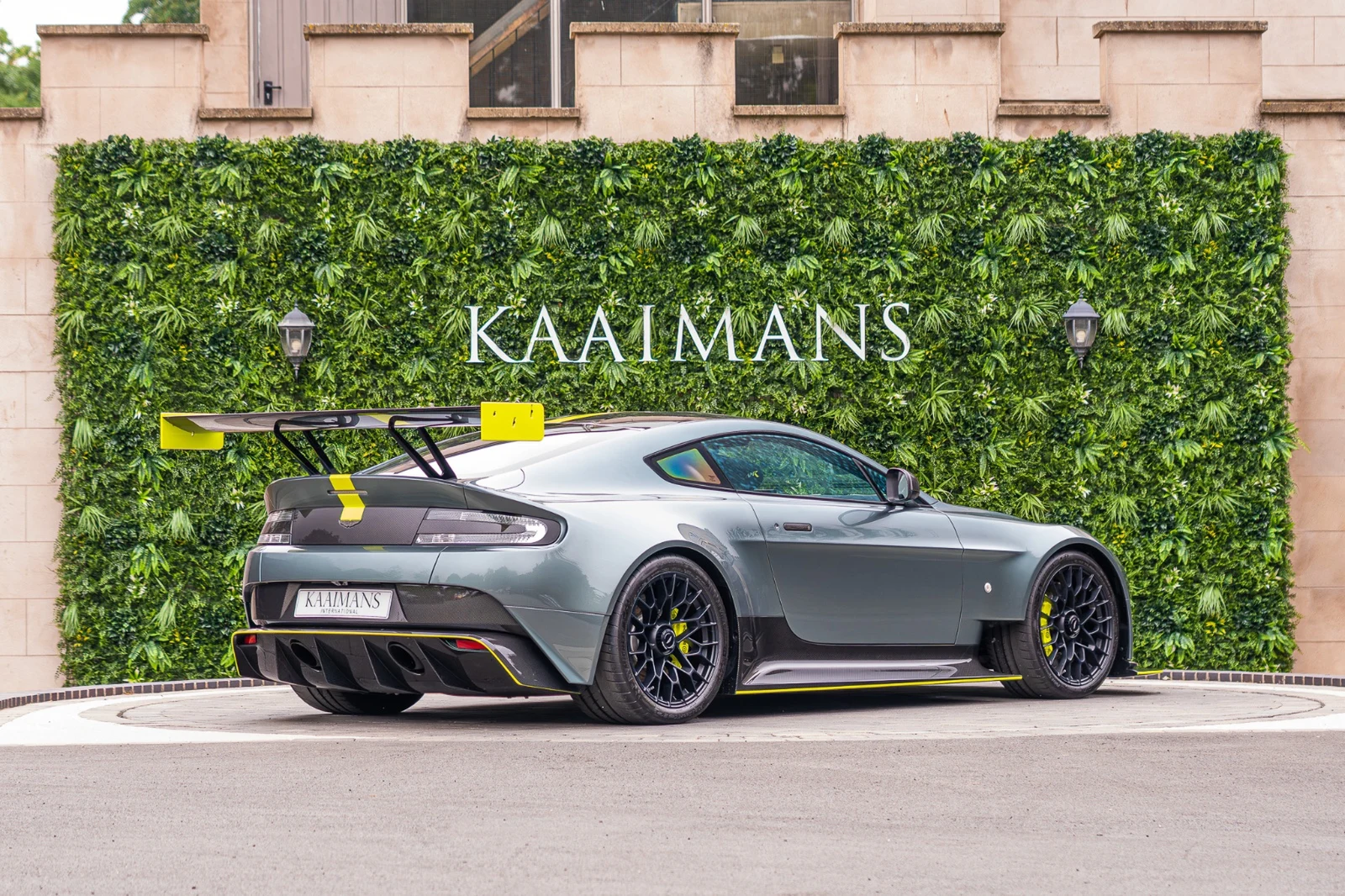 2017 Aston Martin Vantage AMR Pro, 5/10
