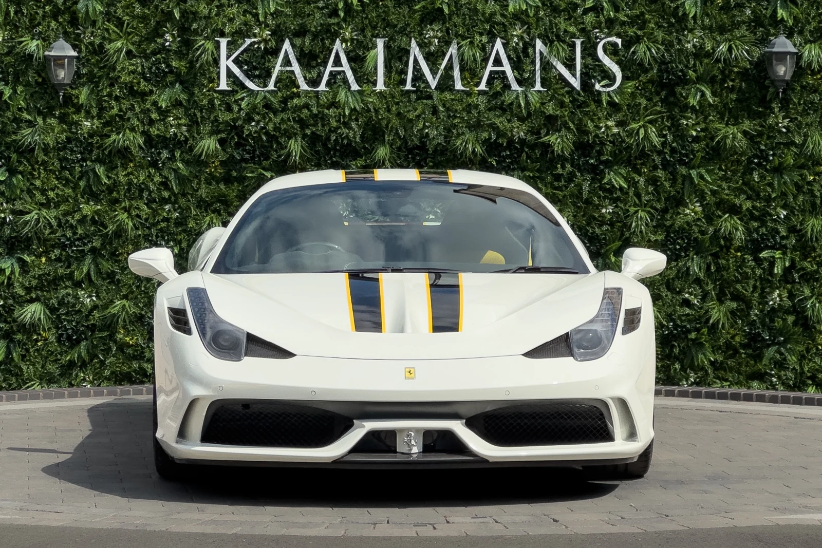2015 Ferrari 458 Speciale, 2/10